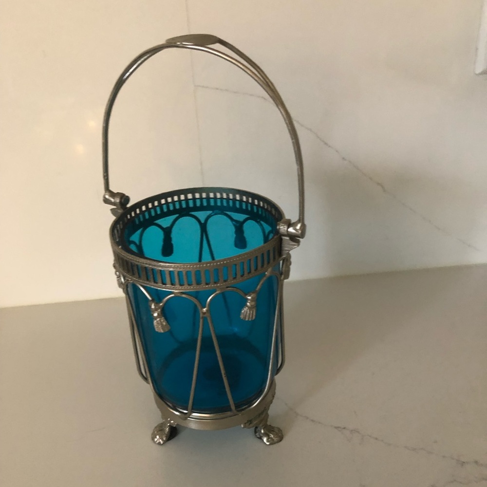 Utensil caddy